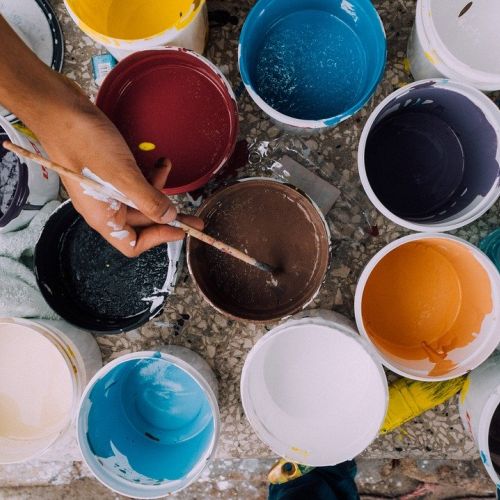 Peinture et adhésifs